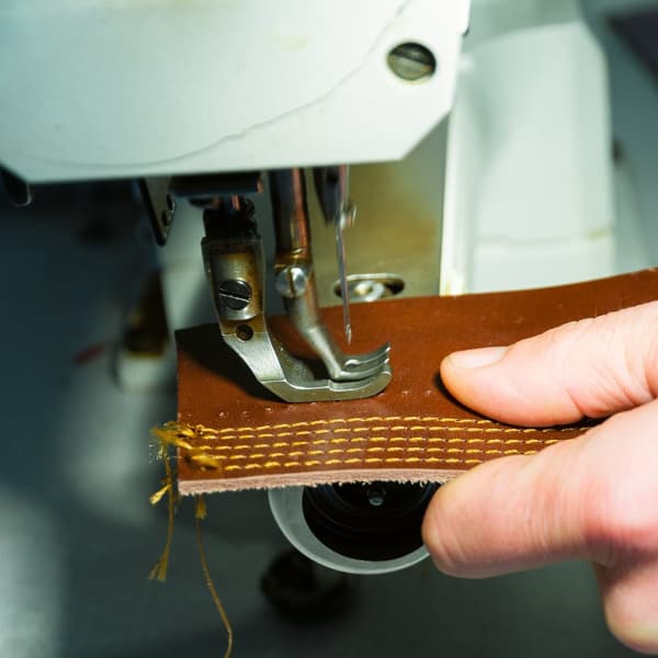 aguja-coser-cuero-maquina